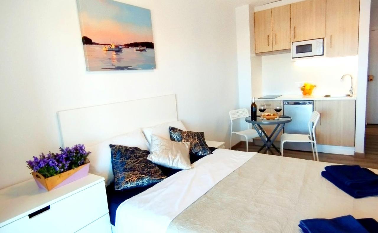Studio With Terrace And Pool Torrevieja Ngoại thất bức ảnh