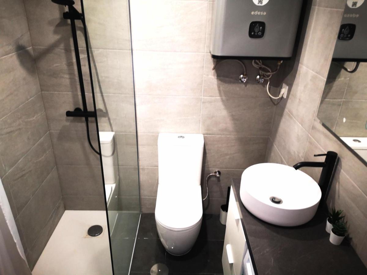 Studio With Terrace And Pool Torrevieja Ngoại thất bức ảnh