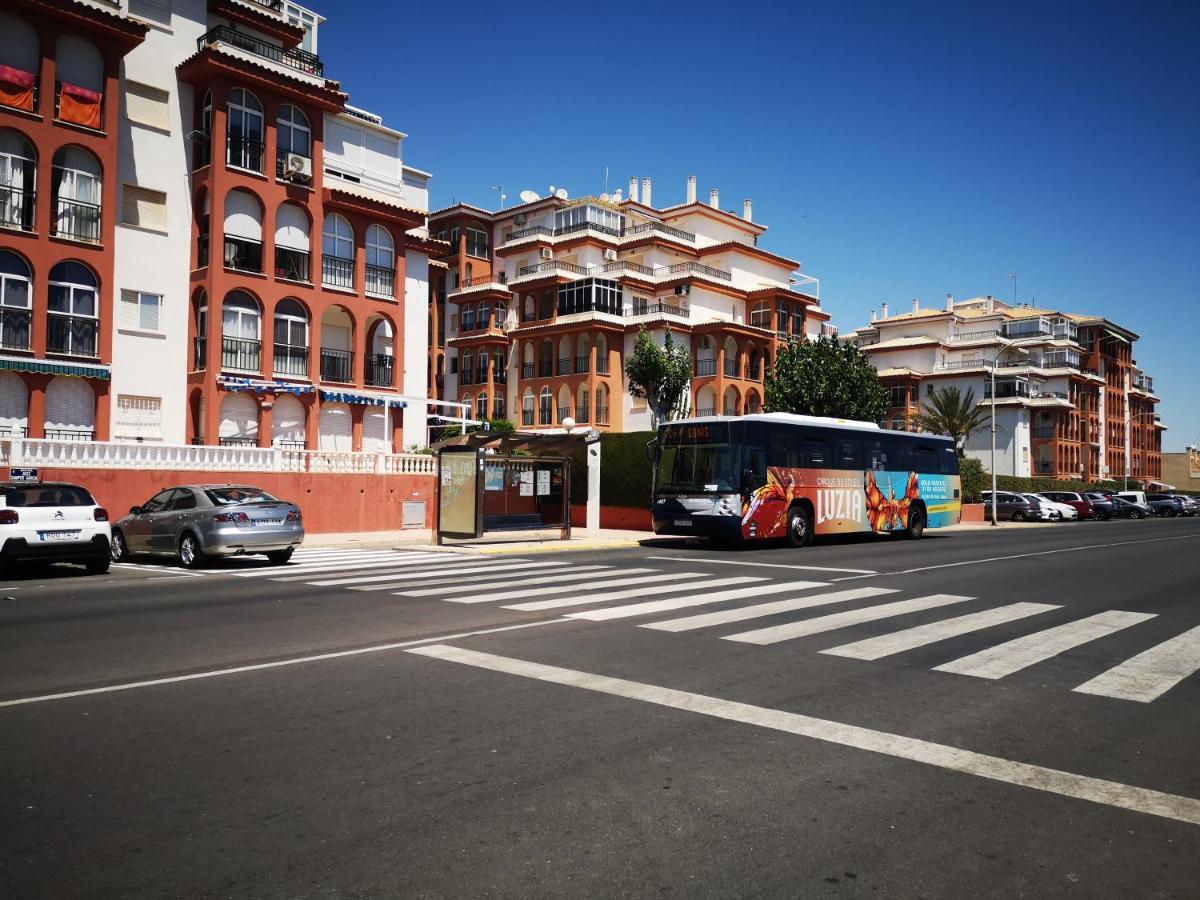 Studio With Terrace And Pool Torrevieja Ngoại thất bức ảnh