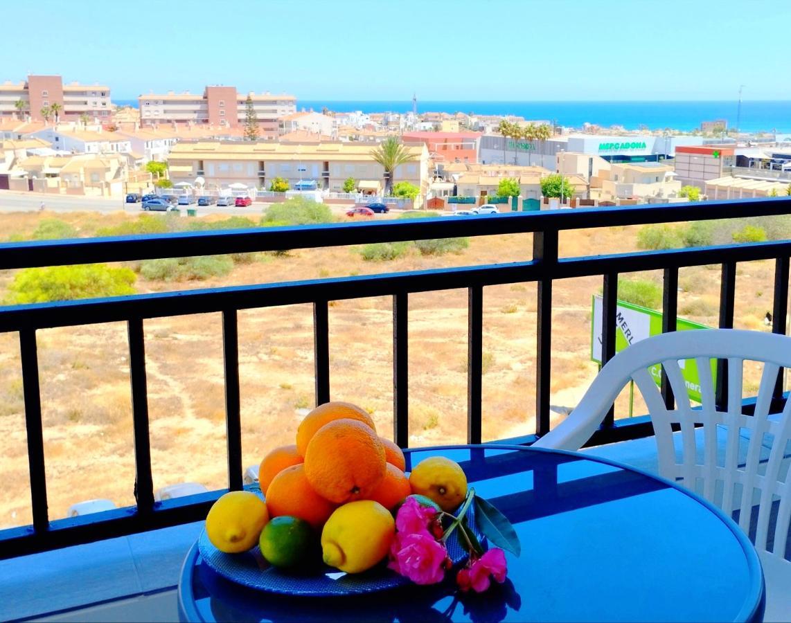 Studio With Terrace And Pool Torrevieja Ngoại thất bức ảnh